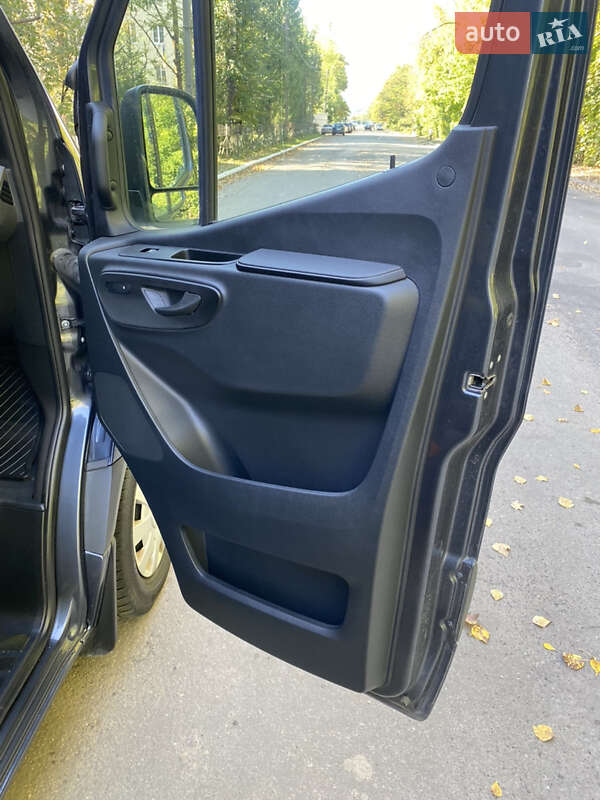 Вантажний фургон Mercedes-Benz Sprinter 2022 в Івано-Франківську