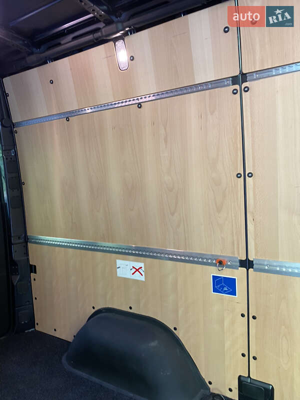 Вантажний фургон Mercedes-Benz Sprinter 2022 в Івано-Франківську