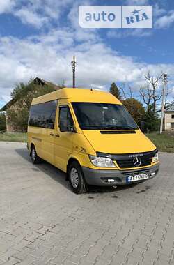 Вантажопасажирський фургон Mercedes-Benz Sprinter 2001 в Косові