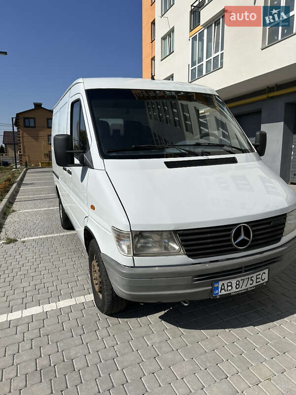 Грузовой фургон Mercedes-Benz Sprinter 1998 в Виннице