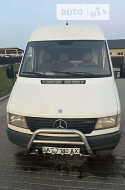 Микроавтобус Mercedes-Benz Sprinter 1999 в Городенке