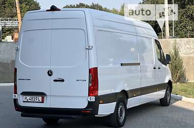 Грузовой фургон Mercedes-Benz Sprinter 2023 в 