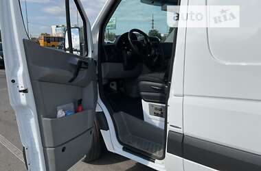 Вантажний фургон Mercedes-Benz Sprinter 2015 в Києві