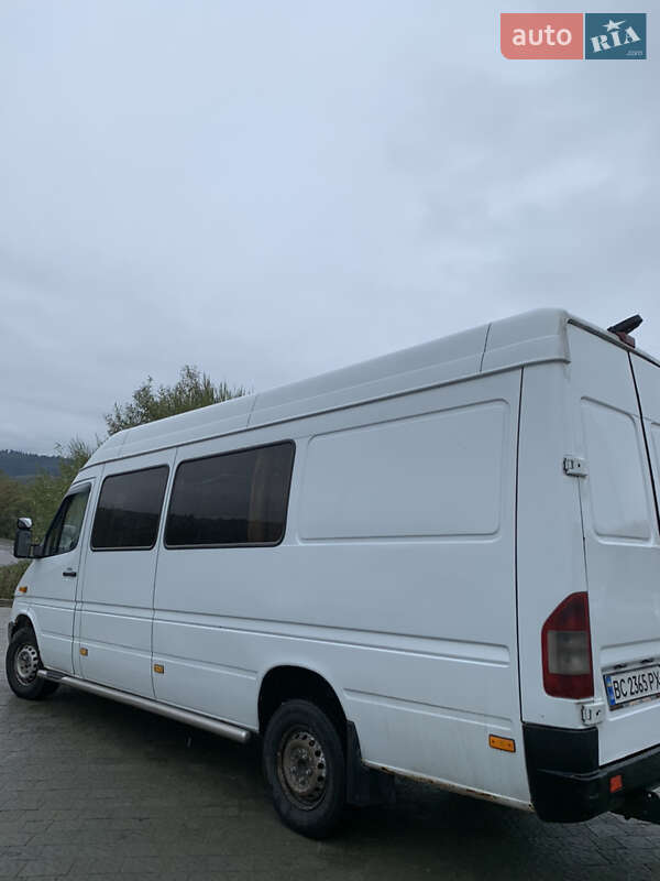Микроавтобус Mercedes-Benz Sprinter 2005 в Львове