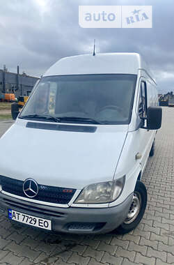 Грузовой фургон Mercedes-Benz Sprinter 2004 в Ивано-Франковске