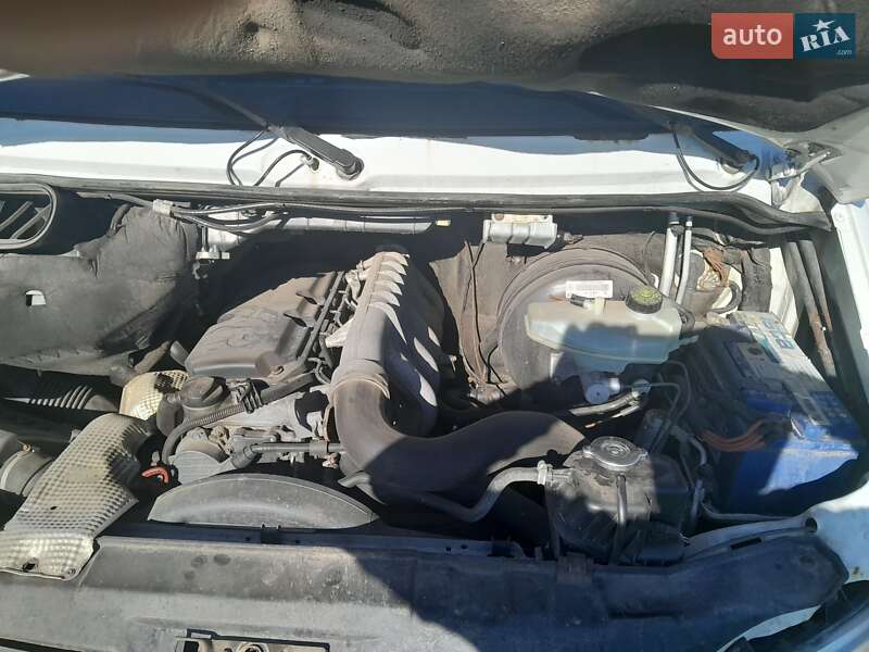 Вантажний фургон Mercedes-Benz Sprinter 2005 в Тернополі фото 43 Вантажний фургон Mercedes-Benz Sprinter 2005 в Тернополі