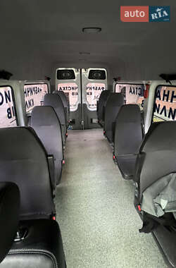 Микроавтобус Mercedes-Benz Sprinter 2012 в 