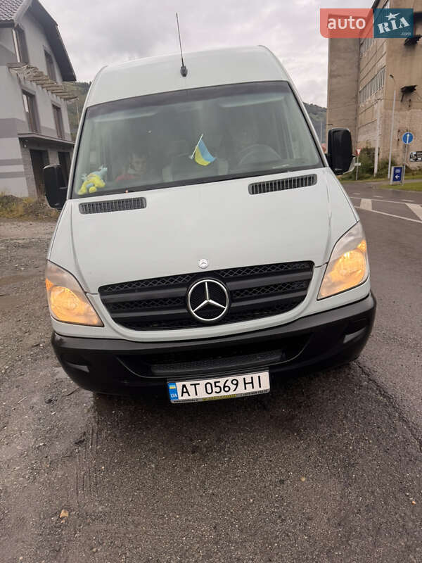 Микроавтобус Mercedes-Benz Sprinter 2007 в 