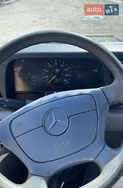 Другие автобусы Mercedes-Benz Sprinter 2000 в 