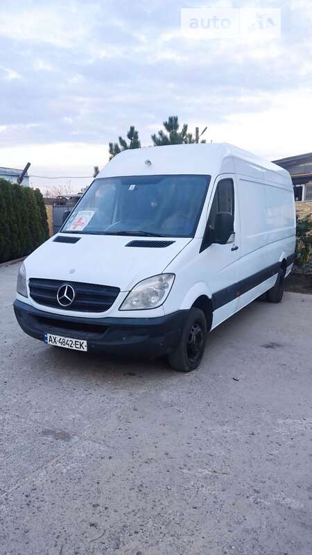 Вантажний фургон Mercedes-Benz Sprinter 2011 в Харкові