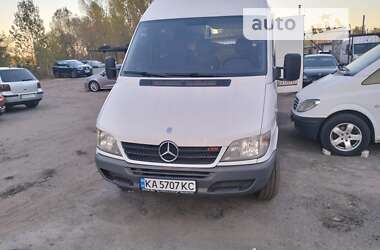 Вантажопасажирський фургон Mercedes-Benz Sprinter 2004 в Києві