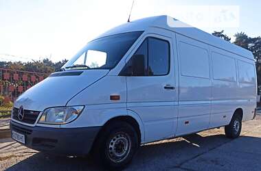 Грузовой фургон Mercedes-Benz Sprinter 2005 в Белогородке