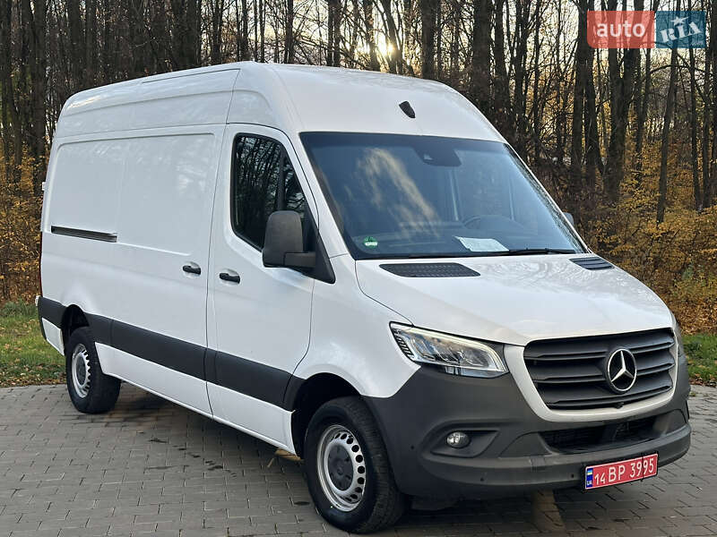 Грузовой фургон Mercedes-Benz Sprinter 2019 в 