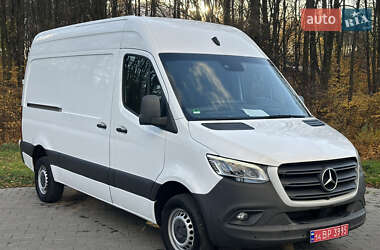 Грузовой фургон Mercedes-Benz Sprinter 2019 в 