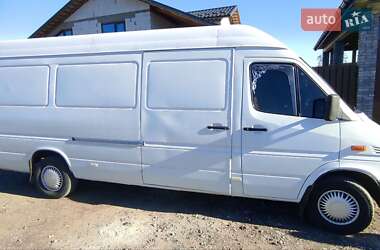 Грузовой фургон Mercedes-Benz Sprinter 2001 в Хмельницком