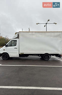 Вантажний фургон Mercedes-Benz Sprinter 2005 в 