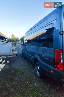 Микроавтобус Mercedes-Benz Sprinter 2022 в 