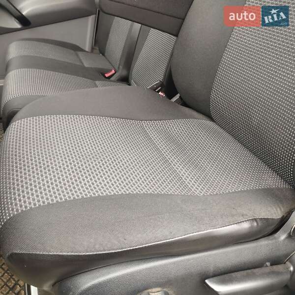 Вантажний фургон Mercedes-Benz Sprinter 2013 в Тульчині фото 7 Вантажний фургон Mercedes-Benz Sprinter 2013 в Тульчині