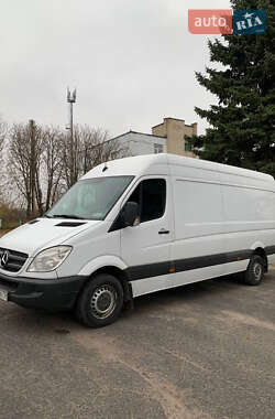 Грузовой фургон Mercedes-Benz Sprinter 2012 в Жмеринке