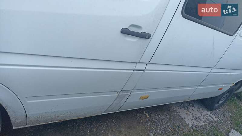Мікроавтобус Mercedes-Benz Sprinter 1996 в Чернівцях