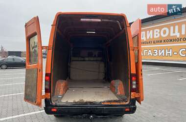 Грузовой фургон Mercedes-Benz Sprinter 2002 в Виннице