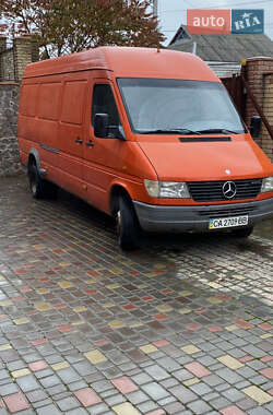 Грузовой фургон Mercedes-Benz Sprinter 1997 в Умани