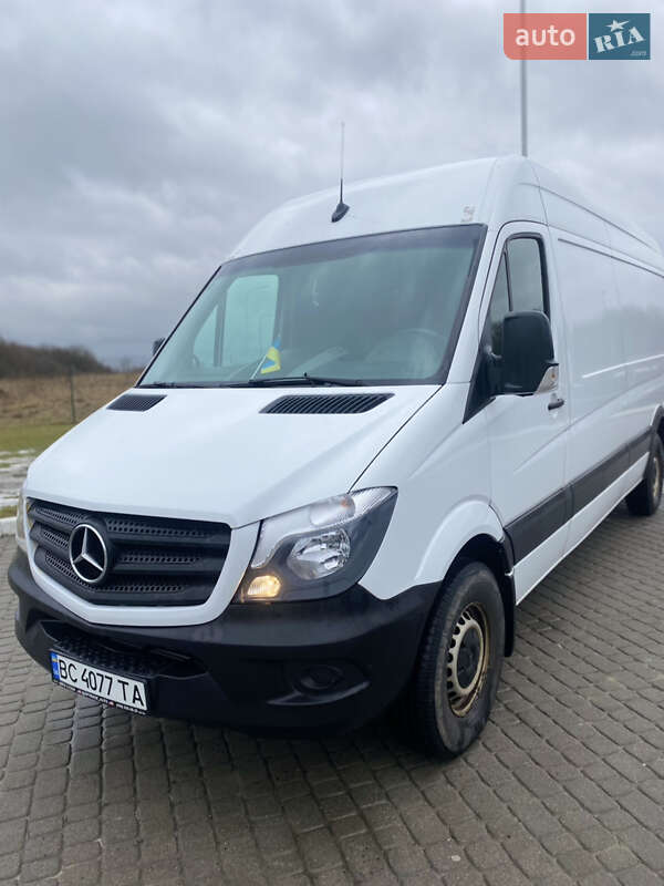 Вантажний фургон Mercedes-Benz Sprinter 2018 в Львові фото 4 Вантажний фургон Mercedes-Benz Sprinter 2018 в Львові