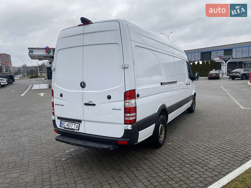 Вантажний фургон Mercedes-Benz Sprinter 2018 в Львові фото 25 Вантажний фургон Mercedes-Benz Sprinter 2018 в Львові