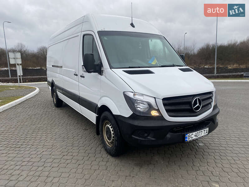 Вантажний фургон Mercedes-Benz Sprinter 2018 в Львові фото 30 Вантажний фургон Mercedes-Benz Sprinter 2018 в Львові