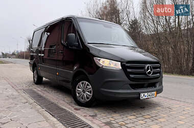 Грузовой фургон Mercedes-Benz Sprinter 2021 в Сваляве