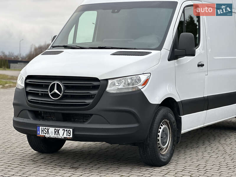 Грузовой фургон Mercedes-Benz Sprinter 2020 в Львове