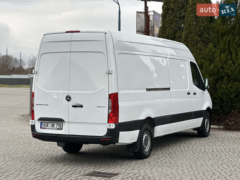 Грузовой фургон Mercedes-Benz Sprinter 2020 в Львове