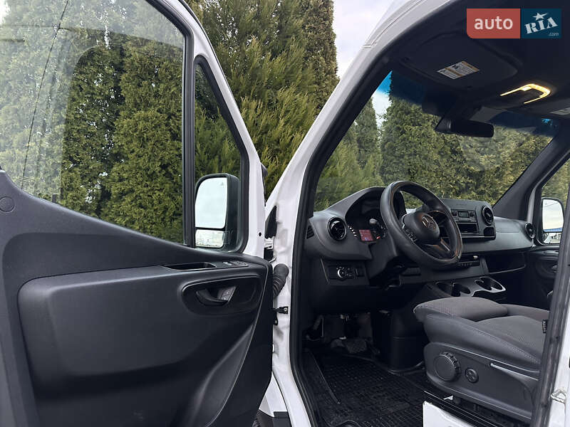 Грузовой фургон Mercedes-Benz Sprinter 2020 в Львове