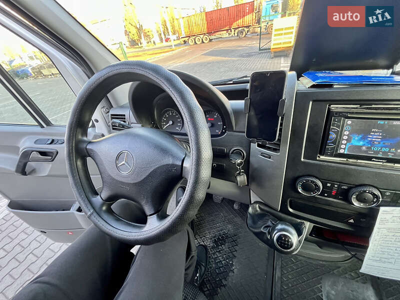 Грузовой фургон Mercedes-Benz Sprinter 2013 в Павлограде