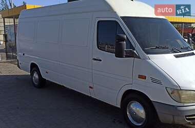 Грузовой фургон Mercedes-Benz Sprinter 2002 в 