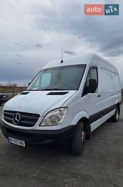 Грузовой фургон Mercedes-Benz Sprinter 2009 в Ровно