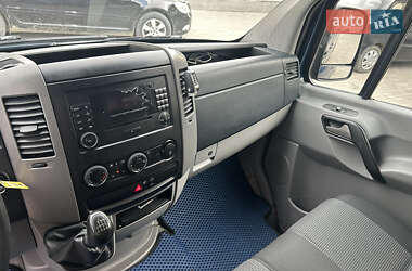 Грузовой фургон Mercedes-Benz Sprinter 2013 в Тячеве