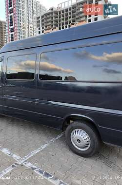 Микроавтобус Mercedes-Benz Sprinter 2000 в 