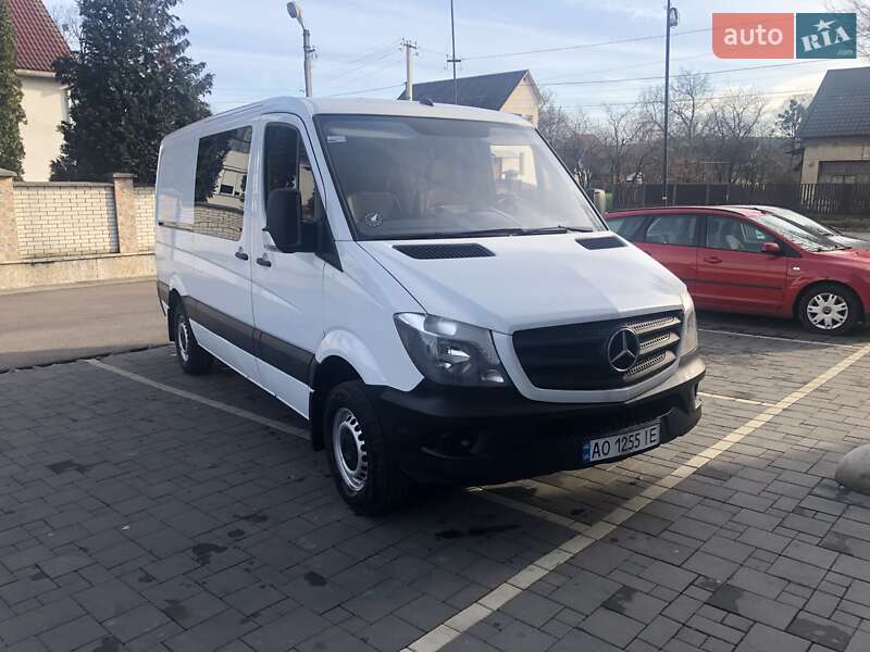 Грузопассажирский фургон Mercedes-Benz Sprinter 2014 в Сваляве