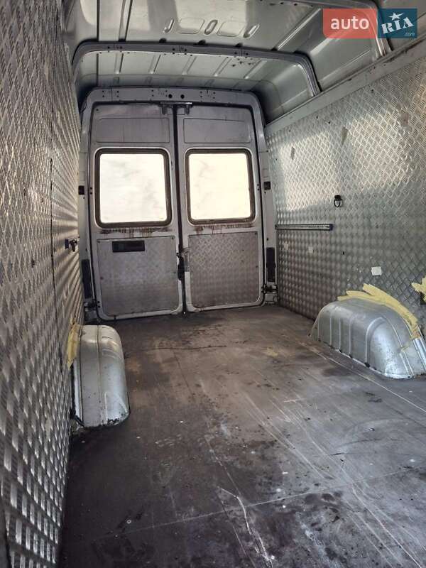 Грузовой фургон Mercedes-Benz Sprinter 2004 в Яворове