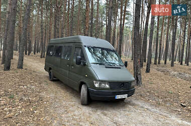 Туристический / Междугородний автобус Mercedes-Benz Sprinter 1998 в Харькове