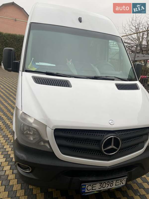 Грузовой фургон Mercedes-Benz Sprinter 2015 в Черновцах