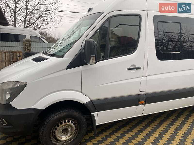 Грузовой фургон Mercedes-Benz Sprinter 2015 в Черновцах