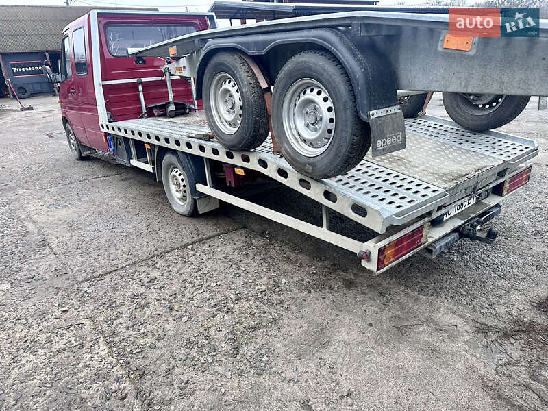 Евакуатор Mercedes-Benz Sprinter 2000 в Володимирі