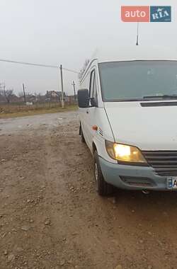 Вантажний фургон Mercedes-Benz Sprinter 2001 в Болехові