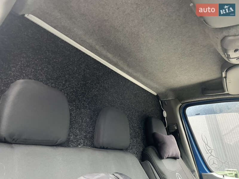 Грузопассажирский фургон Mercedes-Benz Sprinter 2009 в Черновцах