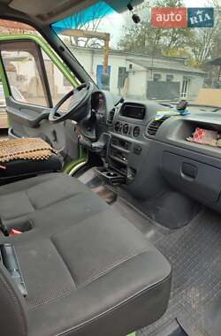 Вантажний фургон Mercedes-Benz Sprinter 2005 в 