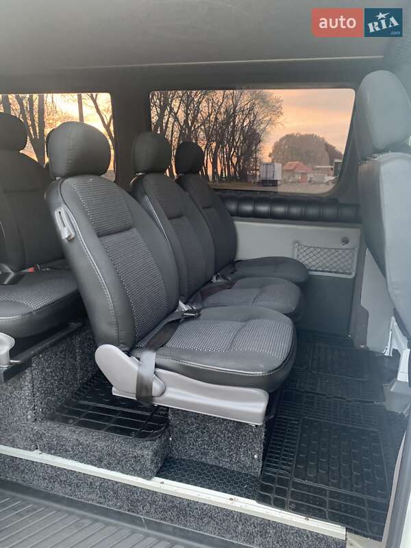 Микроавтобус Mercedes-Benz Sprinter 2010 в Черновцах