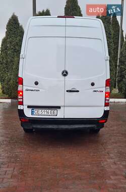 Грузовой фургон Mercedes-Benz Sprinter 2011 в Черновцах