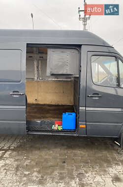 Вантажний фургон Mercedes-Benz Sprinter 2004 в Луцьку